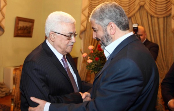 تفاصيل اجتماعات الرئيس عباس ومشعل بالدوحة