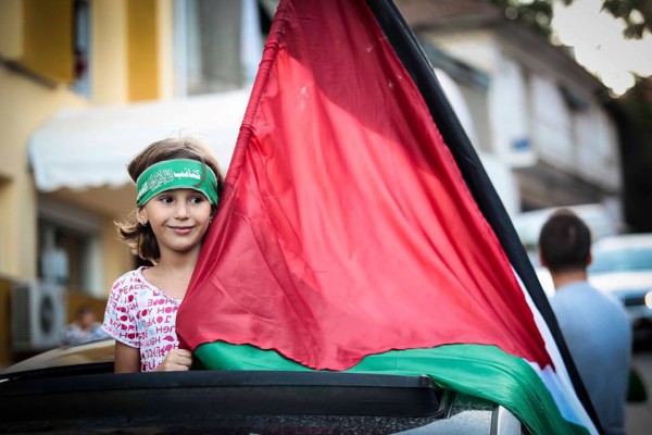 الجزائر تحتفل بانتهاء العدوان على غزة