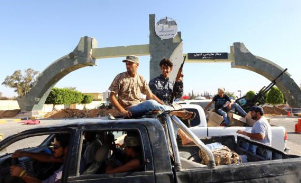 الحكومة الليبية: لا سبيل للأمن قبل نزع سلاح الميليشيات