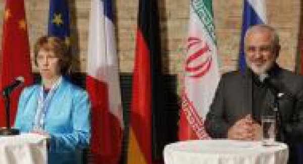 استئناف المحادثات النووية بين إيران والدول الست واستبعاد حدوث انفراجة