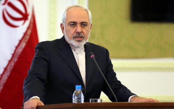 ظريف: الولايات المتحدة "مهووسة" بفرض العقوبات على إيران