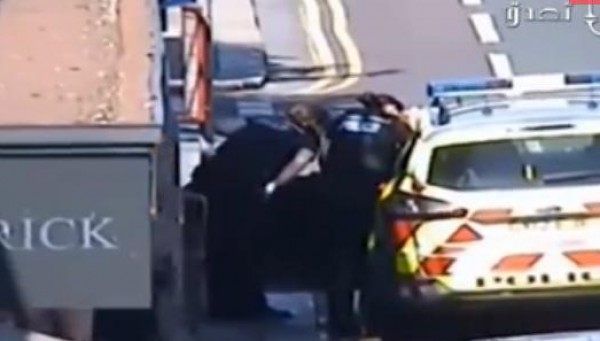 شرطيتان في محاولة فاشلة لإعتقال أحد المطلوبين