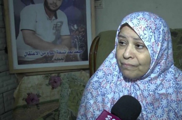 حكم بسجن والدة محرر مبعد لغزة لمدة عام