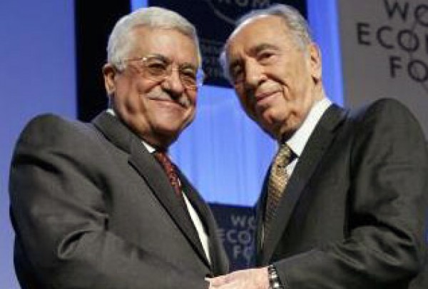 بيرس: نتنياهو منع لقاء سريا مع عباس قبل 3 سنوات