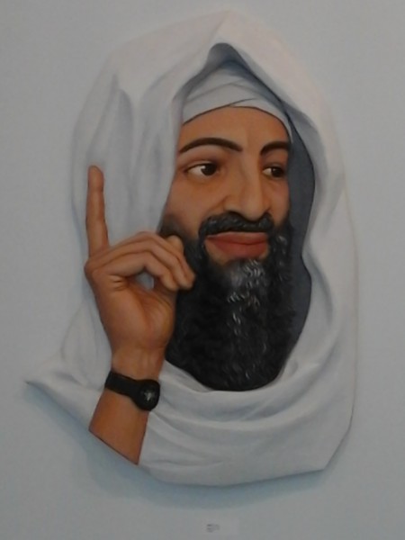أسامة بن لادن للبيع في المزاد في قلب أمستردام بهولندا