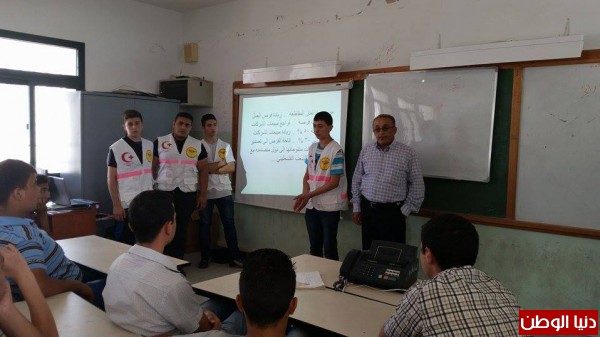 حملة توعية من طالب لطالب لمقاطعة البضائع الإسرائيلية في المدارس