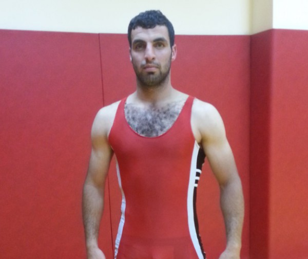 المصارع الفلسطيني "أبو أسنينه" يؤكد جاهزيته للمنافسة في دورة الألعاب الآسيوية