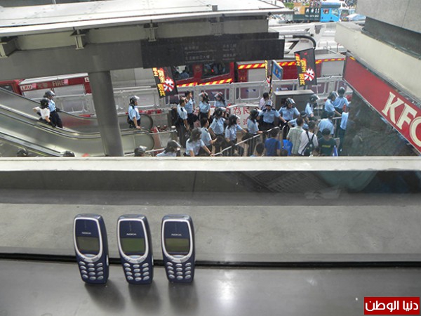 بالصور: هاتف نوكيا يتصدى لـ 50 رصاصة في مظاهرات هونغ كونغ