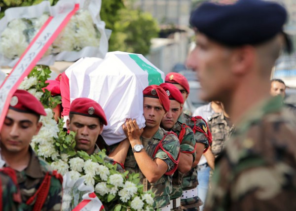 إيران تحاول استدراج الجيش اللبناني للتحالف مع الأسد