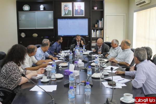 بلدية رام الله تنظم اجتماعا لمناقشة أوضاع المدارس الحكومية