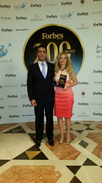 تكريم سيدة أعمال مصرية أمس في حفل "فوربس" العالمية ضمن أفضل 200 سيدة أعمال عربية