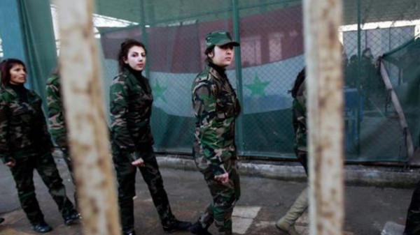 "فدائيات الأسد".. مقاتلات بتدريب عالٍ لوقف ثوار حماة