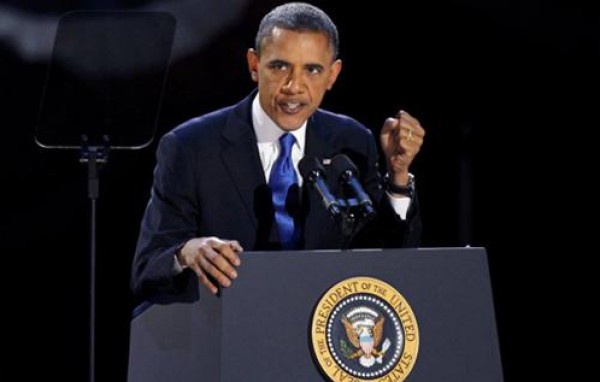 أوباما يشارك في الحملة الانتخابية للديمقراطيين.. وانسحاب عدد من المشاركين أثناء إلقاء كلمته