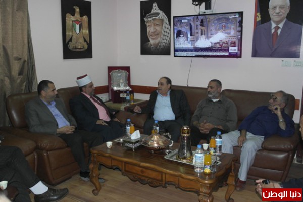 المحافظ رمضان يلتقي وزير الأوقاف ادعيس ويطالب بزيادة عدد الأئمة والخطباء في مساجد المحافظة