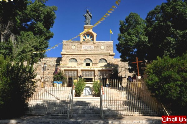كنيسة الأرض المقدسة تحتفل بعيد "سيدة فلسطين"