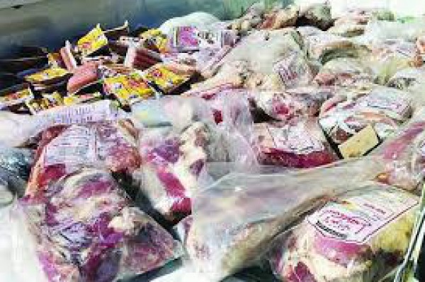 غزة: الصحة تتلف أكثر من 2 طن من اللحوم المجمدة الغير الصالحة للاستهلاك الآدمي
