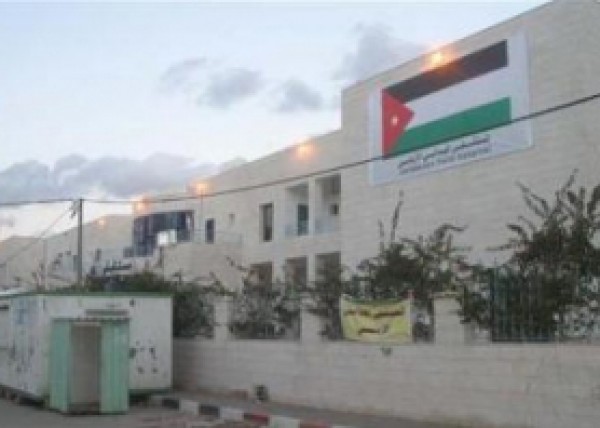 قافلة مساعدات اردنية لغزة يرافقها عدد من جرحى العدوان