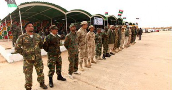 الجيش الوطنى الليبى يعلن سيطرته على 90 % من بنغازى