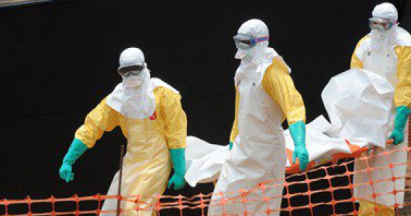 ممرضات أمريكيات تعتزمن الإضراب لتعزيز سبل الحماية من فيروس الإيبولا