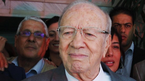 تونس: السبسي لا يستبعد إشراك النهضة في الحكومة