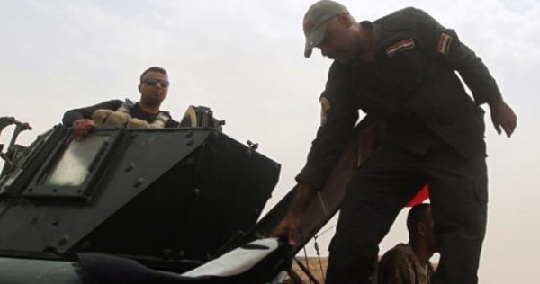 الجيش العراقي يقتل انتحاريين بجامعة تكريت