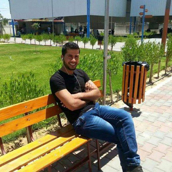 مواطن من البريج يناشد السفير الفلسطيني بالقاهرة لمعرفة مصير نجله المختفي منذ شهرين