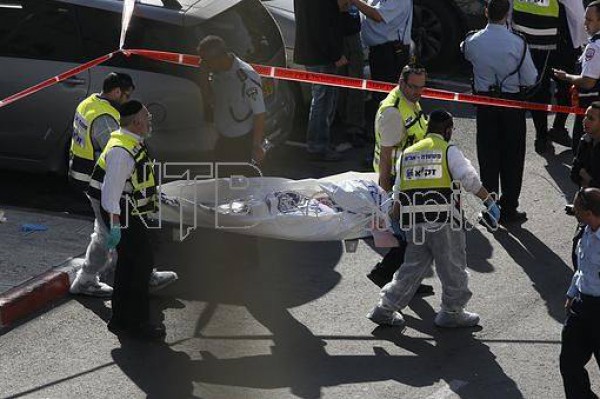 شاهد لحظة الاشتباك بالفيديو:مقتل 5 اسرائيليين في اقتحام معهد يهودي بالقدس..صور الاستشهاديين