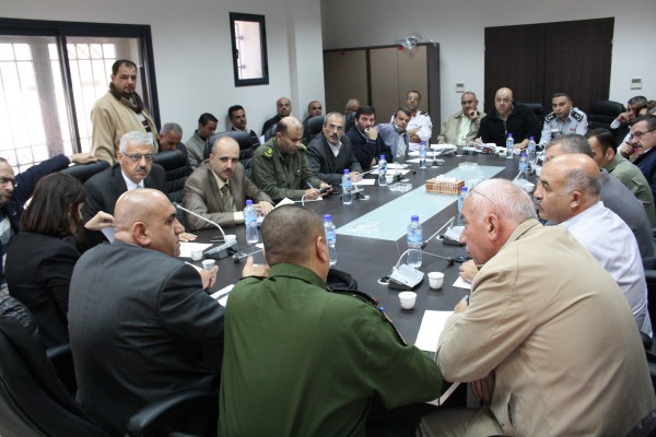 محافظ نابلس يعلن عن تشكيل لجنة طوارىء مركزية في محافظة نابلس