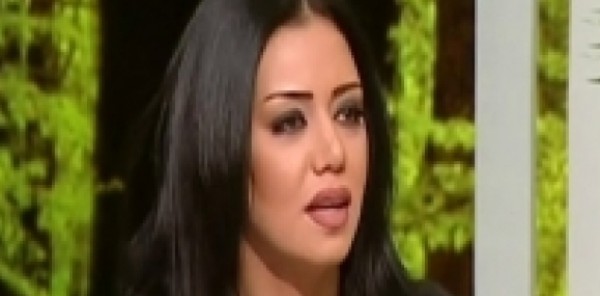 رانيا يوسف تفضح طليقها محمد مختار وتعلق " مش راجل "