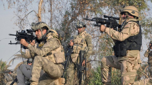 اشتباكات عنيفة بين القوات العراقية و"داعش" بالرمادي