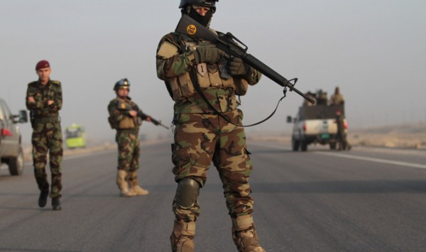القوات العراقية تصد "داعش" وتحرر 8 مناطق قرب هيت