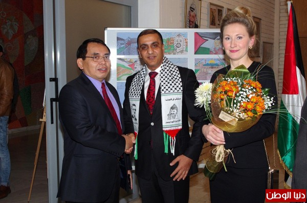 بالصور ..سفارة فلسطين في بلغاريا تحيي الذكرى العاشرة لإستشهاد "أبو عمار"