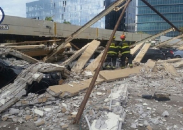 شاهد: حائط تسقط على 8 سيارات في هرتسيليا