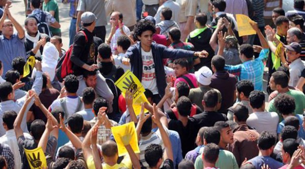 مصر: الحكم بالسجن على 78 متظاهراً
