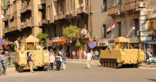 (متابعة)مصر: استشهاد ضابط برتبة عميد من القوات المسلحة وإبطال مفعول قنبلة واغلاق ميدان التحرير