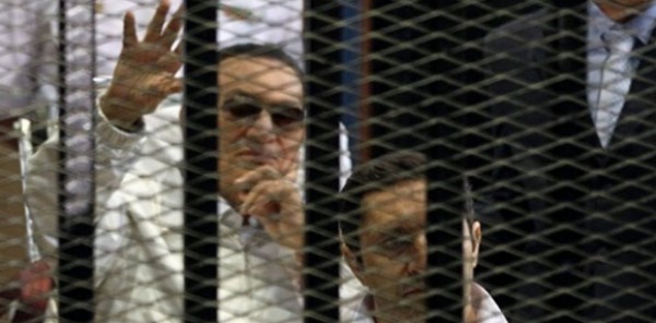 رسالة "مبارك" للشعب المصري قبل ساعات من الحكم عليه