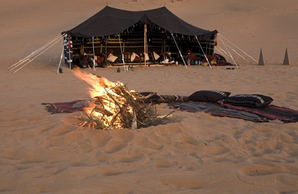 التخيم في صحراء دولة عُمان