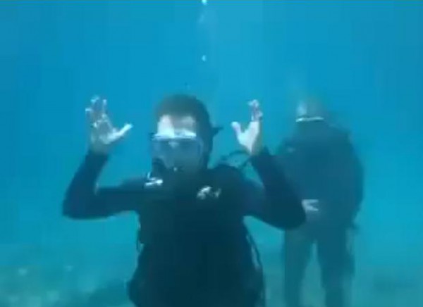 الصلاة في أعماق البحر