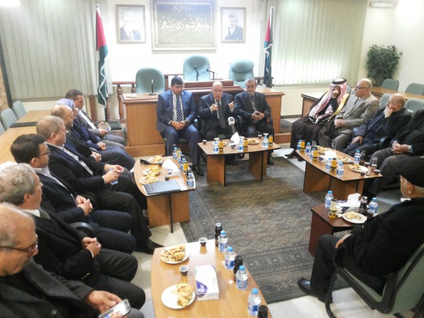 الزعنون يستقبل لجنة فلسطين  في البرلمان الأردني