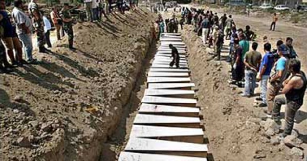 اكتشاف أكثر من 230 جثة بمقبرة جماعية فى شرق سوريا