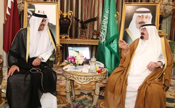 القيادة السعودية تُهنئ أمير قطر