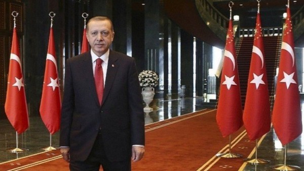 أردوغان يدافع عن الإجراءات القضائية ضد معارضيه