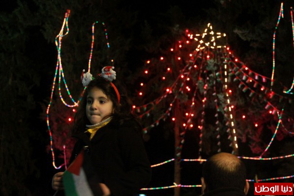 إحتفال إضاءة شجرة عيد الميلاد المجيد في كنيسة الروم الأرثوذكس في مدينة غزة