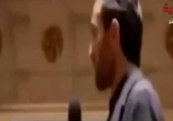 رجل مسلم يدعو "ملكة هولندا" لدخول الإسلام وسط تصفيق الحضور