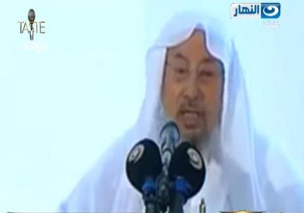 القرضاوي يهاجم الدوحة