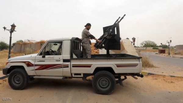 ليبيا عشرات القتلى في سرت وبنغازي