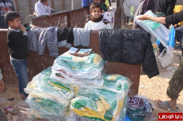 اكثر من (3) مليون قطعة شتوية يستفيد منها اللاجئين السوريين خلال فصل الشتاء الحالي ضمن برنامج "شقيقي دفئك هدفي"