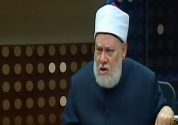 علي جمعة للإخوان: فضوا الجماعة المنيلة دي وعودوا لصفوف المسلمين