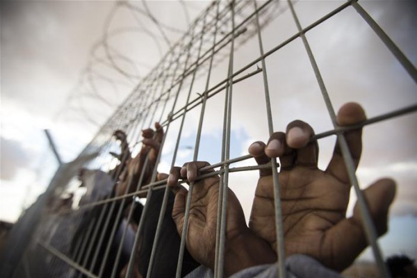 السلطات الفيتنامية تفرج عن لاجئين فلسطينيين سوريين بعد احتجازهم لشهور