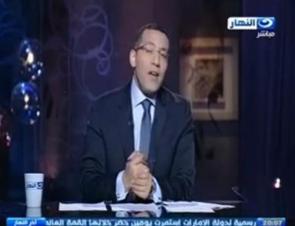 حفلة من الـ"مسخرة" على مفيد فوزى بعد أن أدعى إتصاله بفاتن حمامه بعد وفاتها
